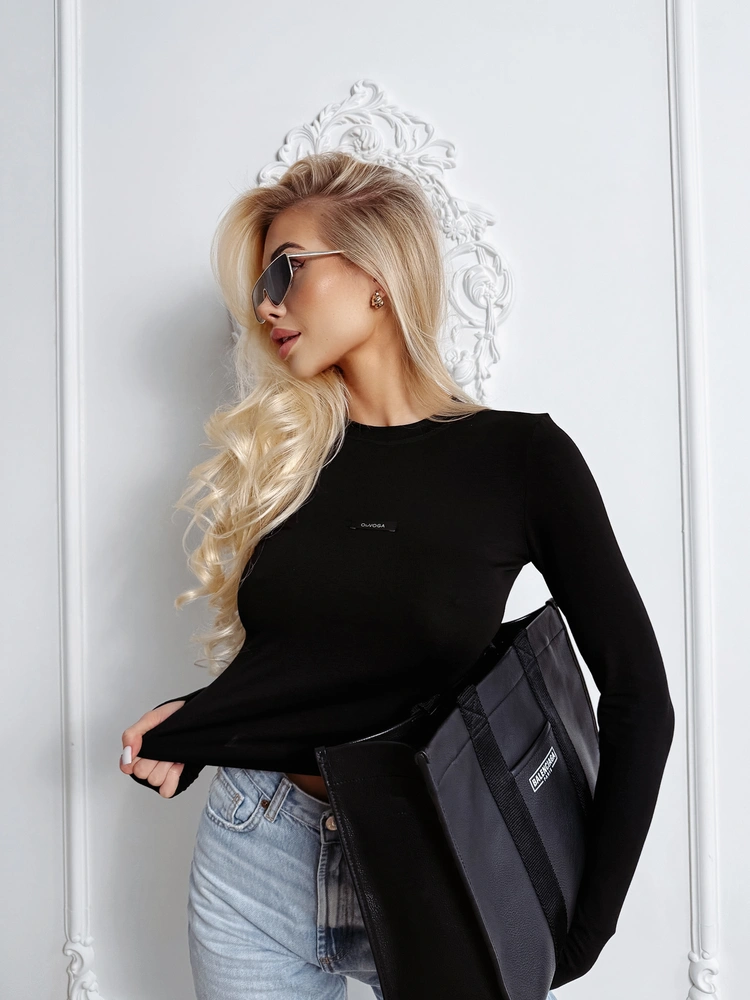 Bluzka OLAVOGA Solenoite czarny