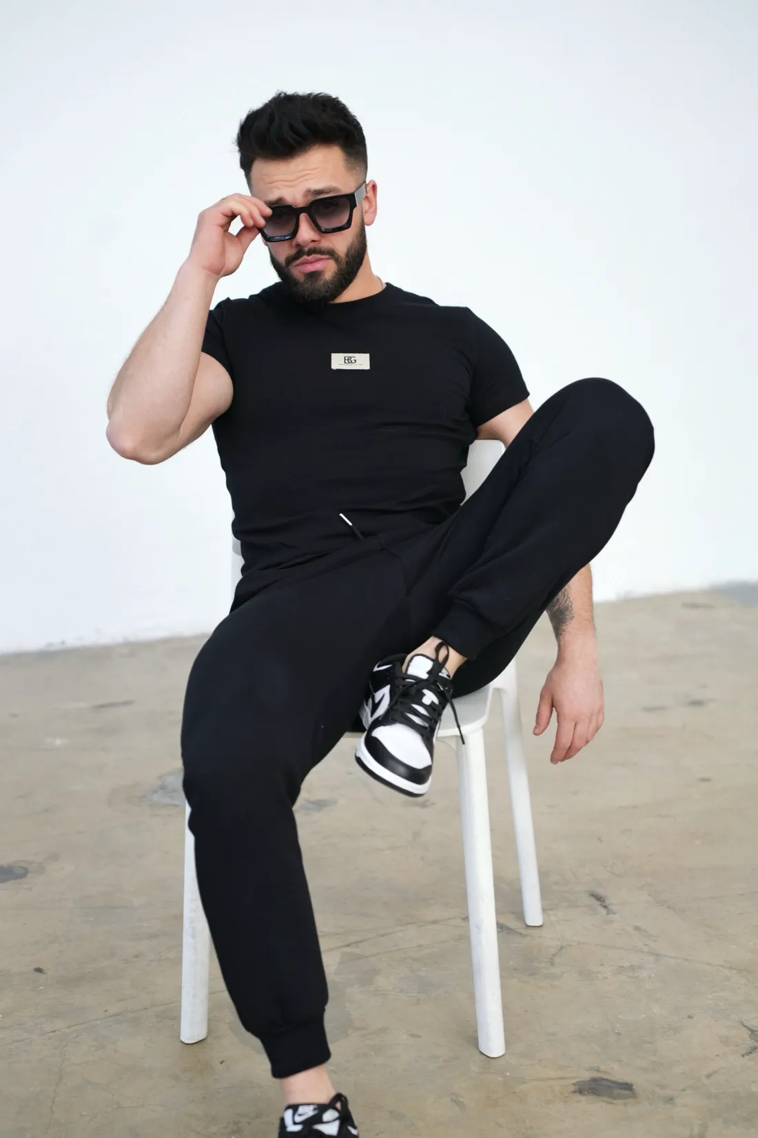 T-shirt Brandenburg Malik czarny