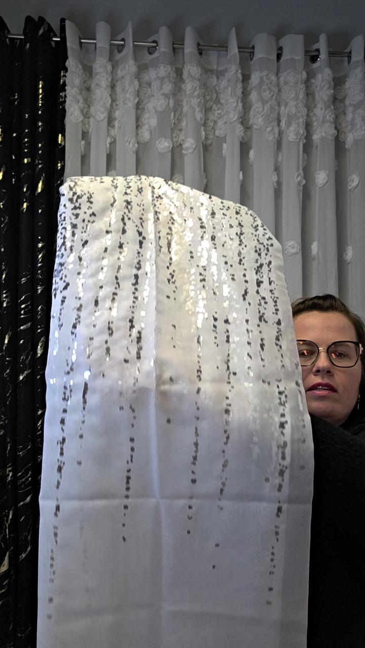 Srebrny deszczyk 140x250cm tasma