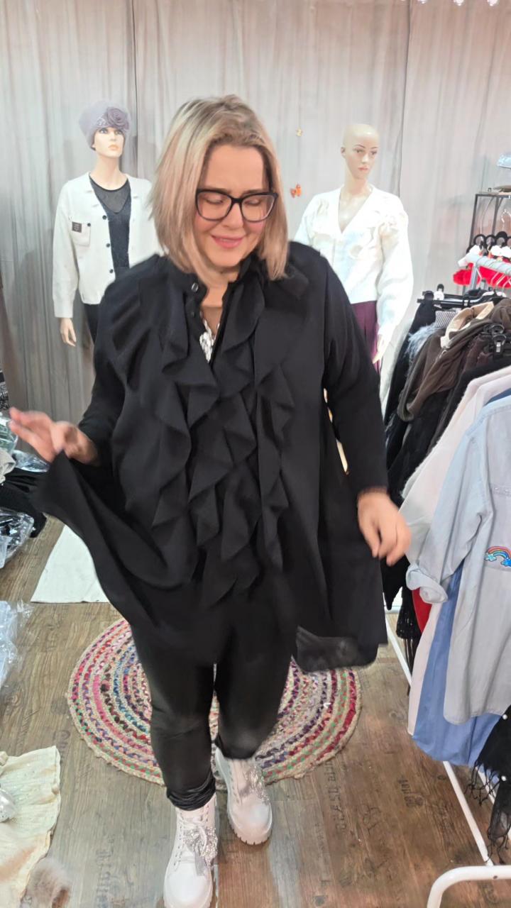 Tunika schwarz mit kruse (zabot)