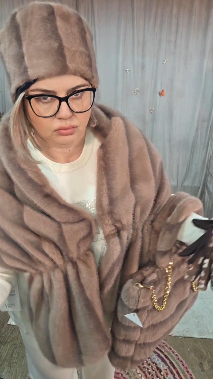 Schall + Mütze aus künstliche Pelz 