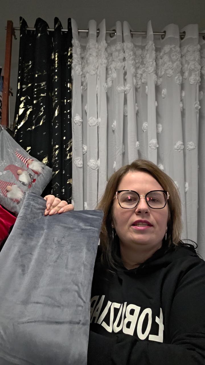 Komplet zasłon 2x 140x250cm na taśmie 