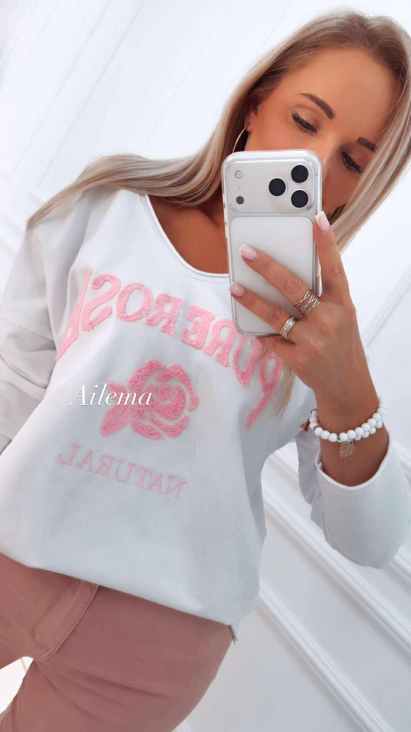 Bluzka z dekoltem V i długim rękawem BL96 wyszywany napis MICHELL