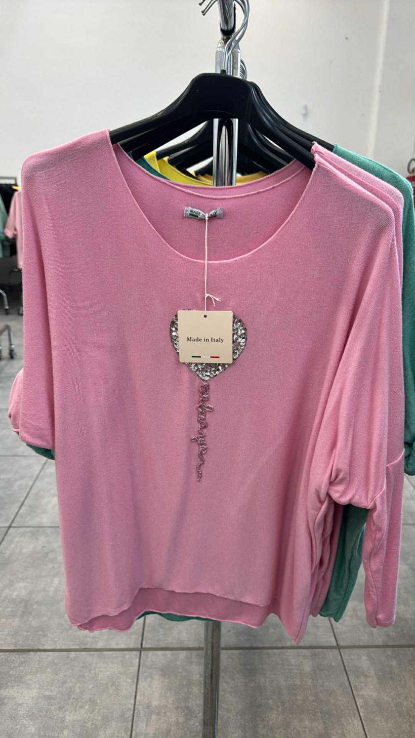 Italia nr 8 - Sweter jednokolorowy -  aplikacja serce - 1778 - cukierkowy róż