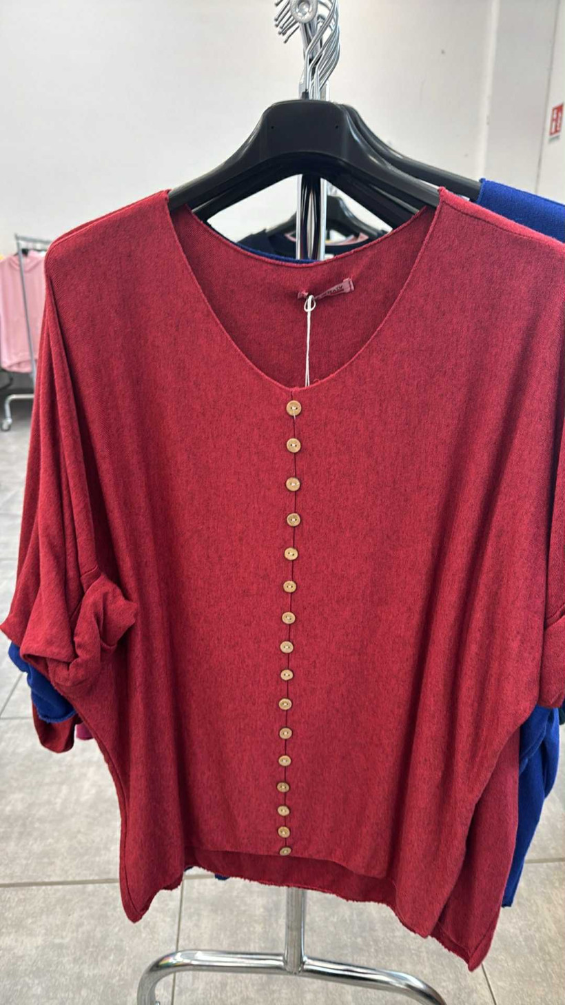 Italia nr 8 - Sweter jednokolorowy - ozdobne guziczki - 1939 - bordo