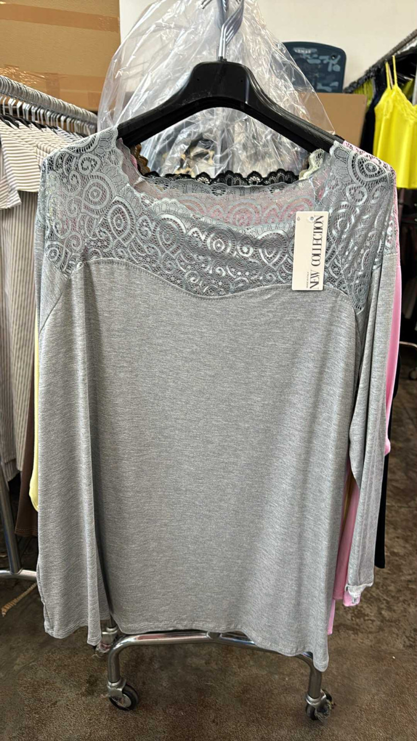 Italia nr 8 - Bluzka / tunika jednokolorowa z koronką - 28212 - siwy