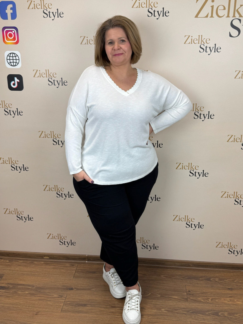 Italia nr 8 - Sweter jednokolorowy w szpic, złota obramówka - 28319 - śmietanka