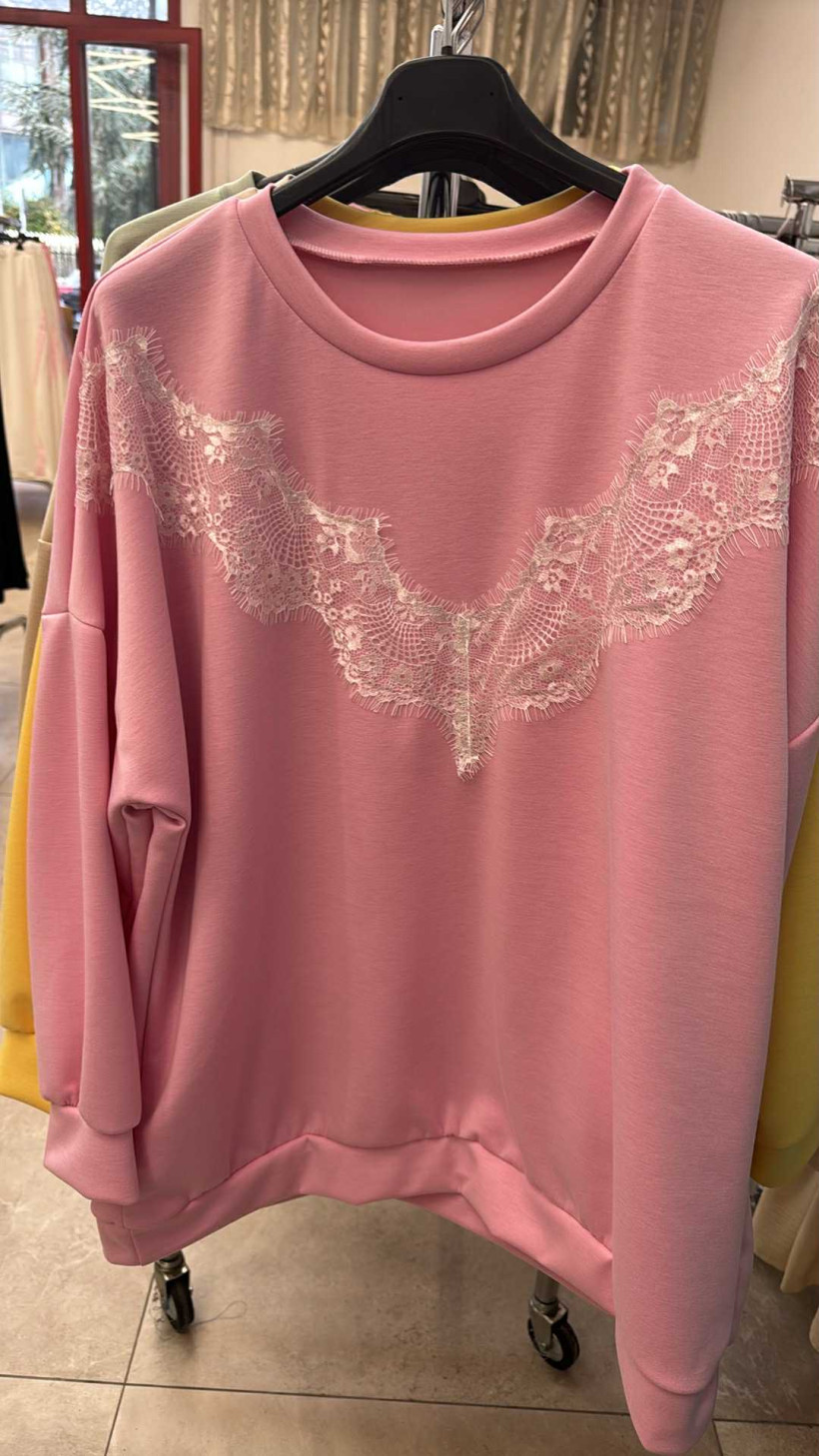 Italia nr.8 - Bluza jednokolorowa z pianki z koronką - 5655 - cukierkowy róż  