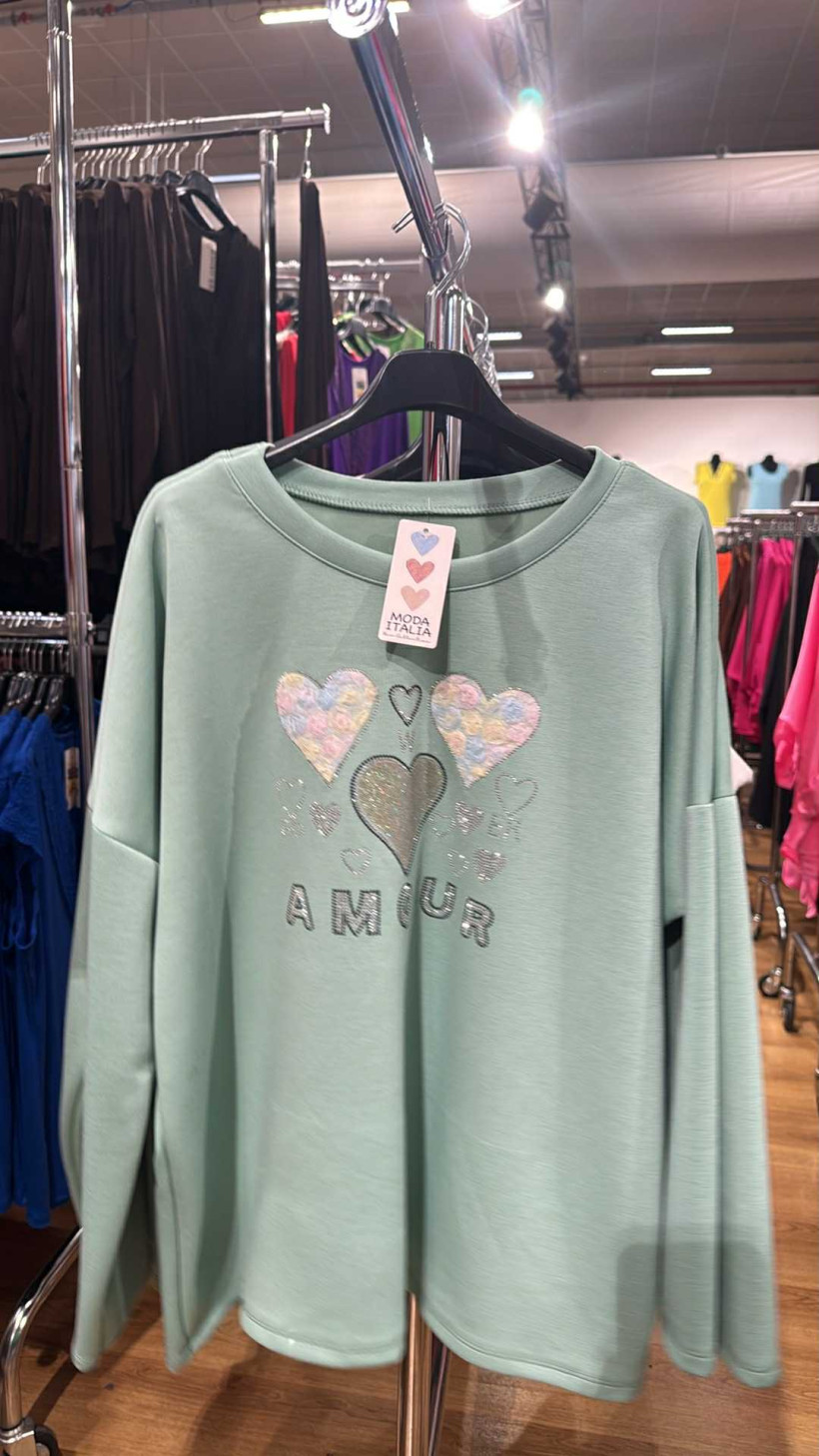 Italia nr.8 - Bluzka jednokolorowa piankowa, aplikacja serduszka - A0351 - mięta 