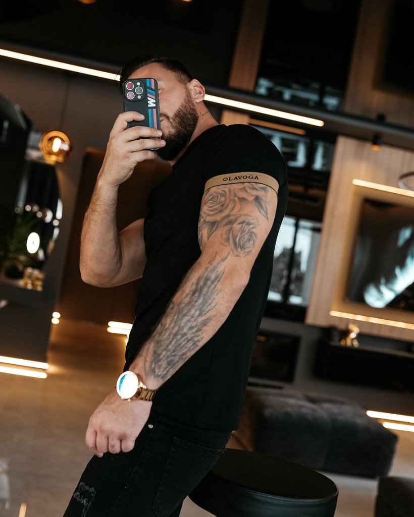 T-shirt OLAVOGA Raysier czarny