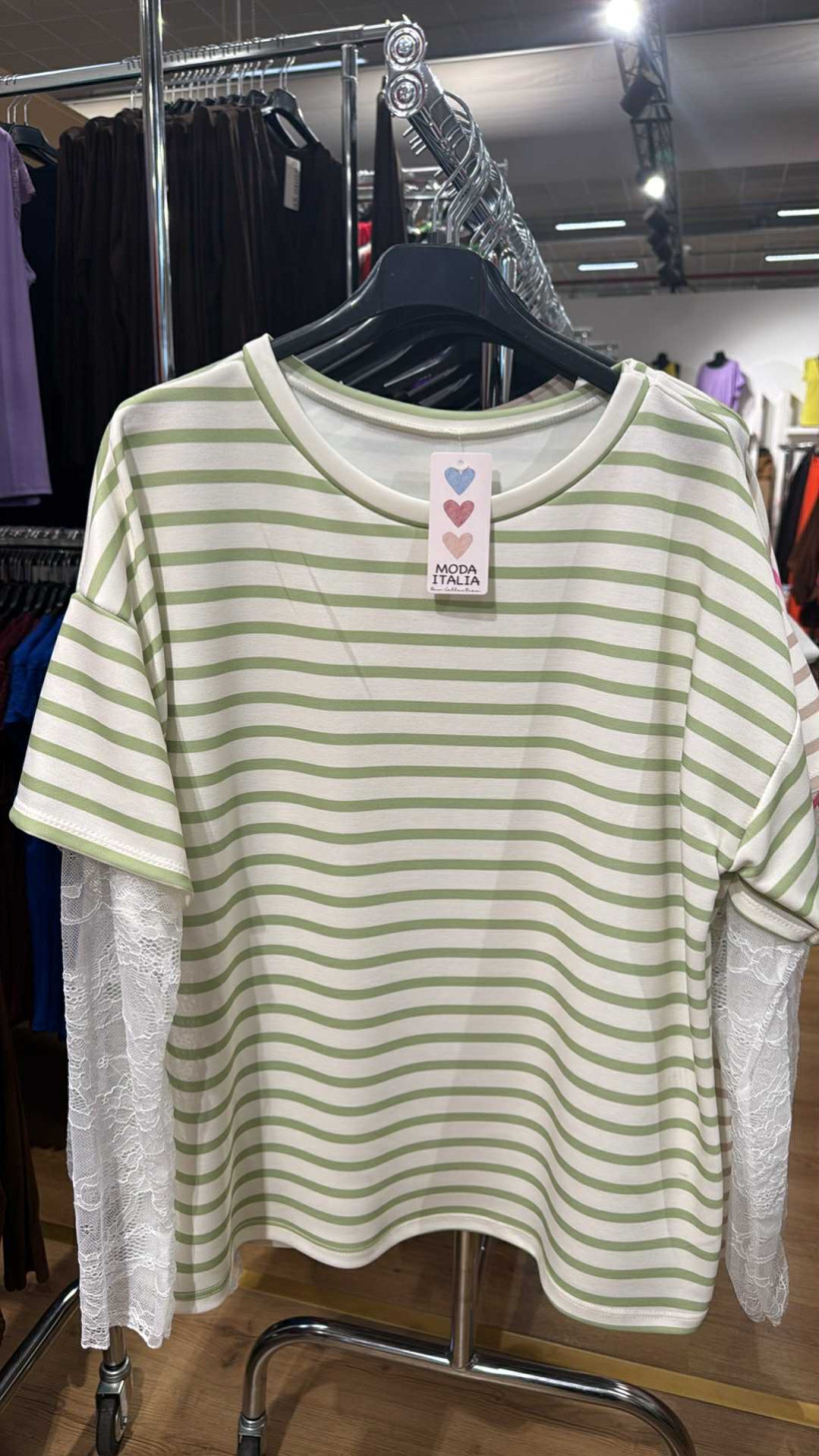 Italia nr.8 - Bluzka w paski z koronkowym rękawem Wł.P0084 - oliwka