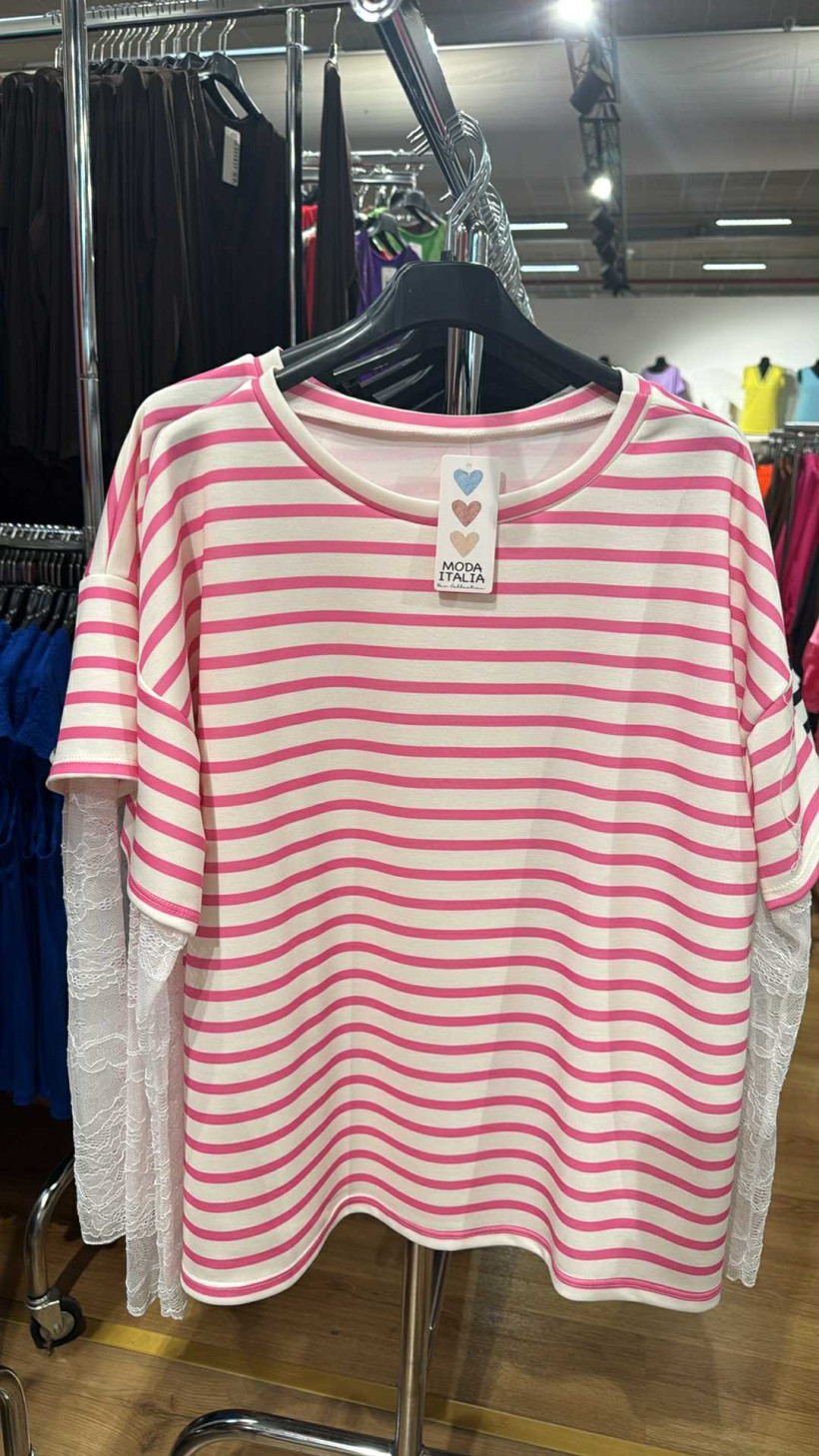 Italia nr.8 - Bluzka w paski z koronkowym rękawem Wł.P0084 - różowy cukierek