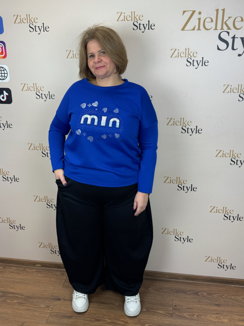 Italia nr.8 - Bluzka jednokolorowa piankowa - aplikacja MIN i serduszka Wł.0351 - chaber