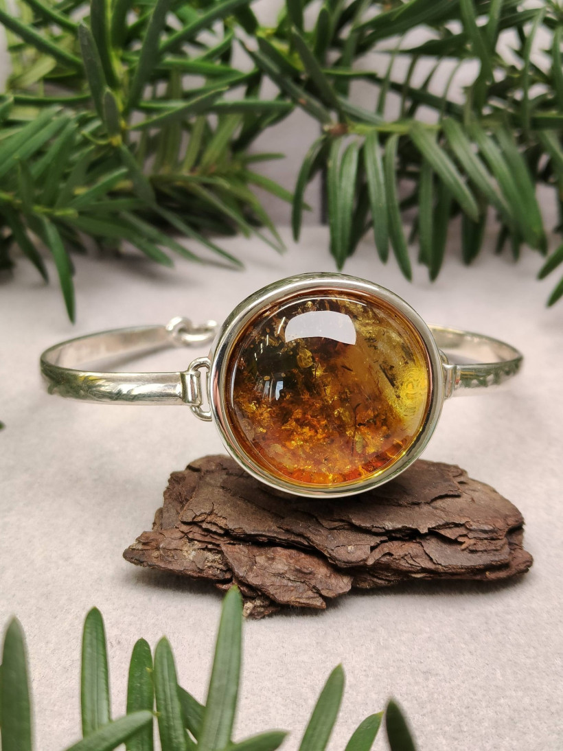 Bransoletka Srebrna z Dużym Bursztynem Bałtyckim Regulowana Unikatowa