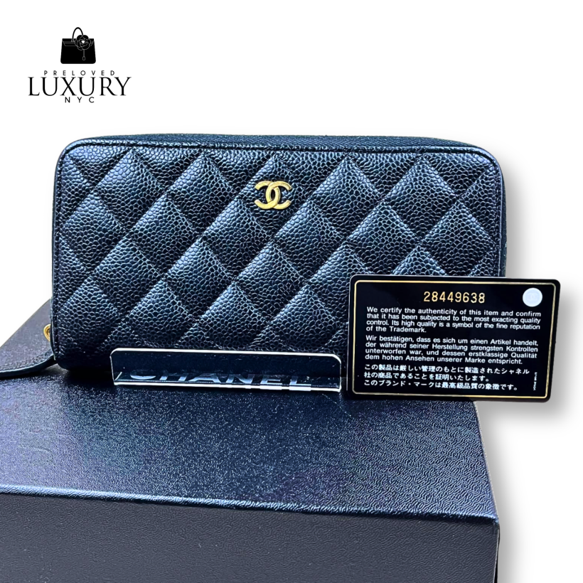 CHANEL Matelasse Round Zipper Wallet