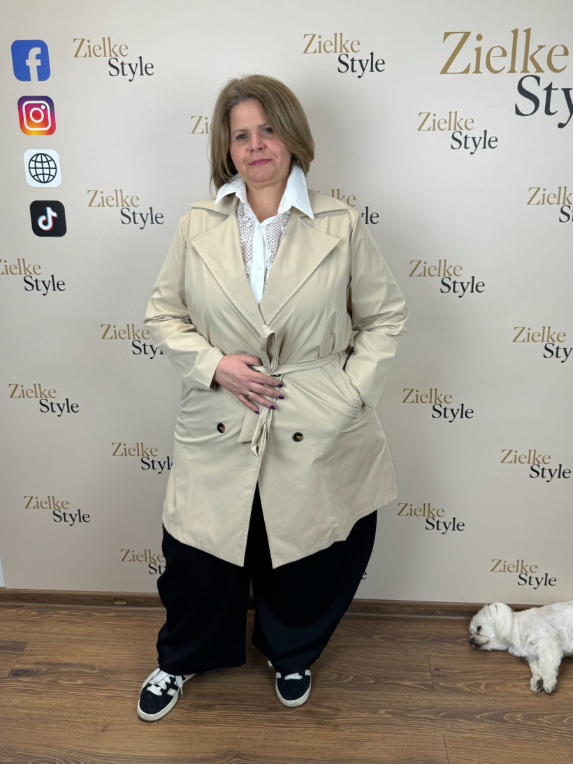 Italia nr 8 - Płaszczyk trencz dwurzędowy, jednokolorowy wiązany - 36692 - beż