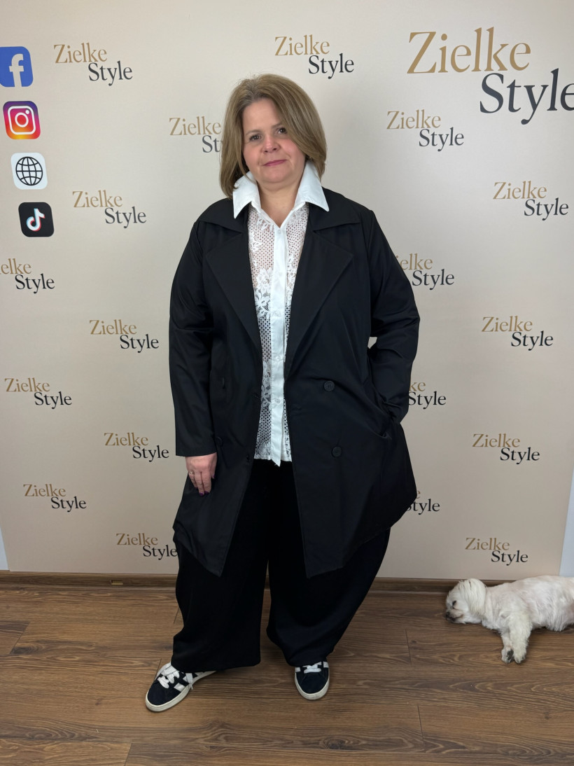 Italia nr 8 - Płaszczyk trencz dwurzędowy, jednokolorowy wiązany - 36692 - czarny