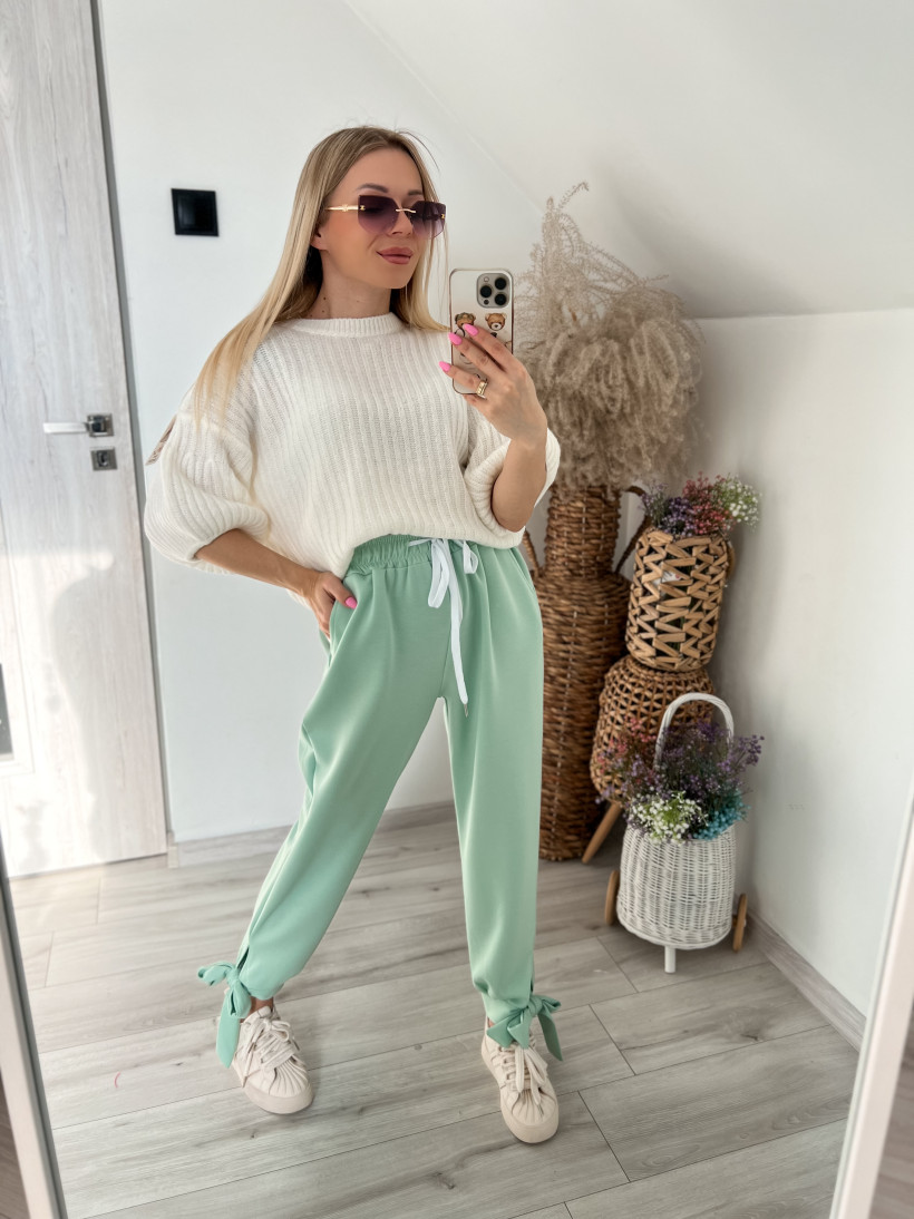 Spodnie masełko z kokardką