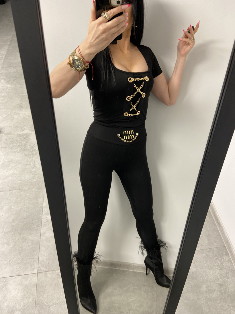 Bluzka 557 z łańcuszkiem