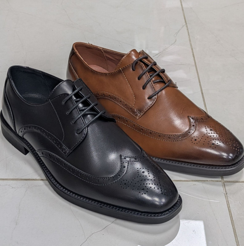 SZNUROWANE PANTOFLE MĘSKIE (PW) Y57328