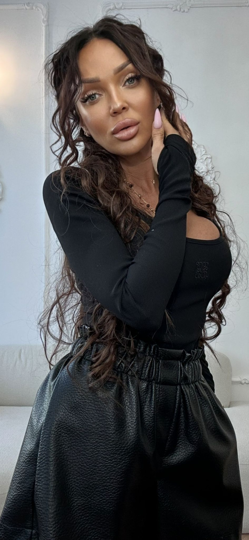 BLUZKA LONG CONTI CZARNY LADY DRAMA