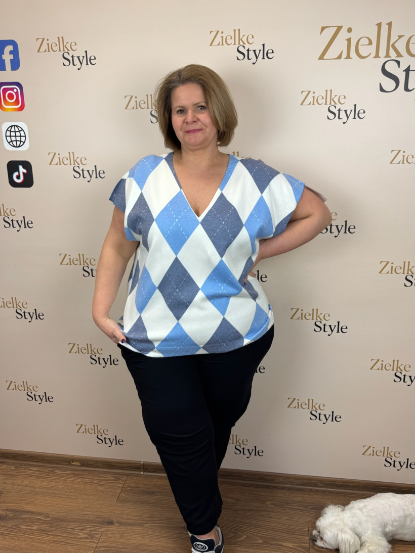 Italia nr 8 - Kamizelka sweterkowa, romby, dłuższa- 18007 - jeans jasny i ciemny z białym - większa