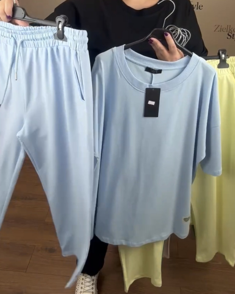 Komplet bluzka + spodnie na gumie jednokolorowe, ww - 5623 - błękitny