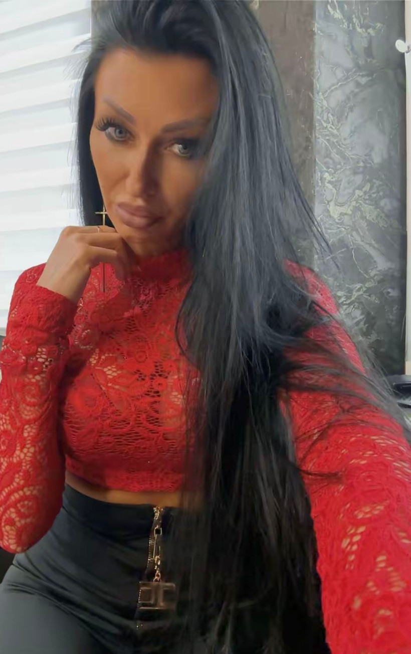 Bluzka koronkowa TK7  krótka - czerwień