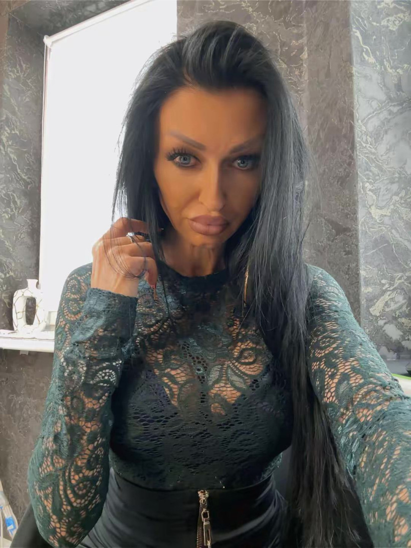 Bluzka koronkowa długa TK7 butelkowa zieleń