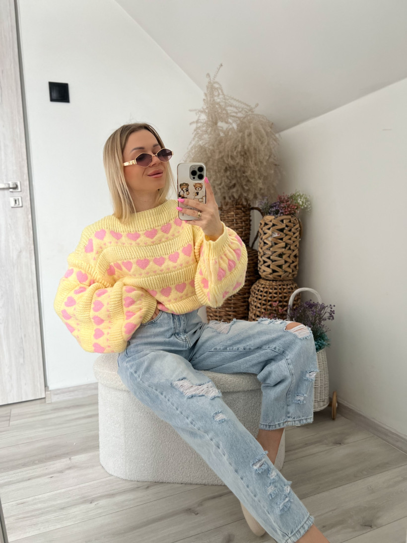 Sweter krótki-serduszka