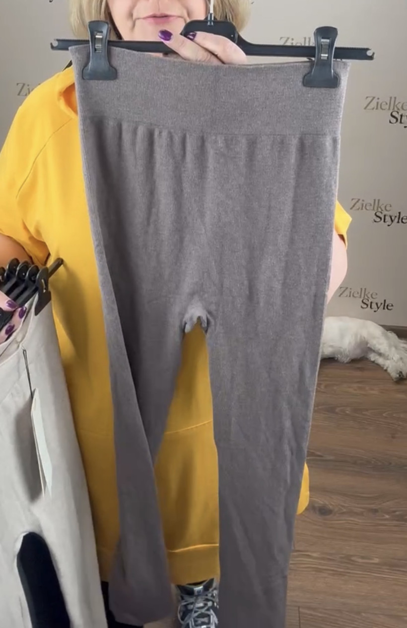 Getry bezszwowe  prążkowe jednokolorowe, minimi 3/6xl - 9818 - fango