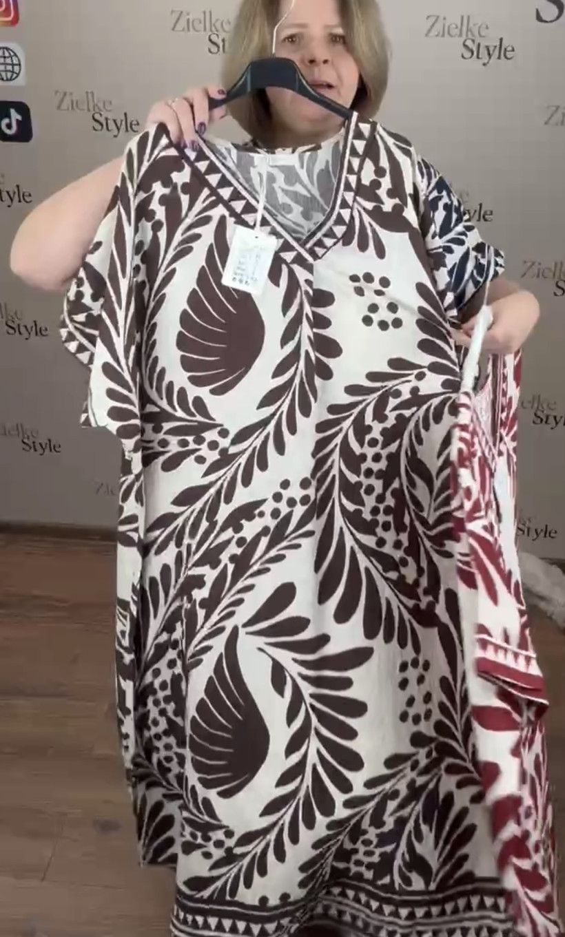 Sukienka w serek wzorowana, amour - 8757 - czekolada