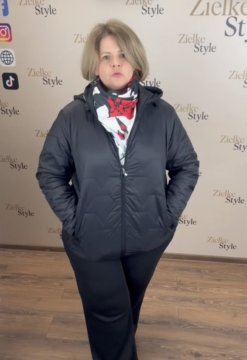 Kurtka z kapturem pikowana ściągacze na bokach - 3xl - 82084 - czarna