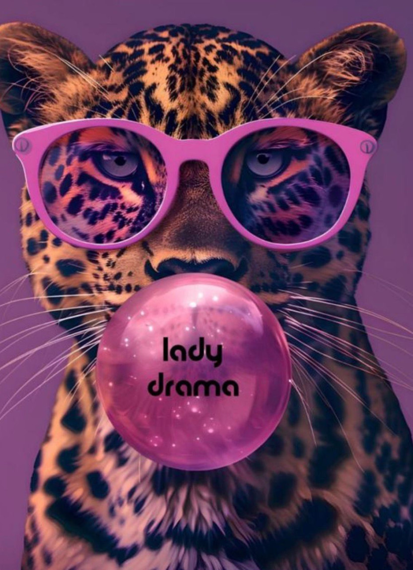 T-SHIRT ŚMIETANA BUBLE GUM LADY DRAMA