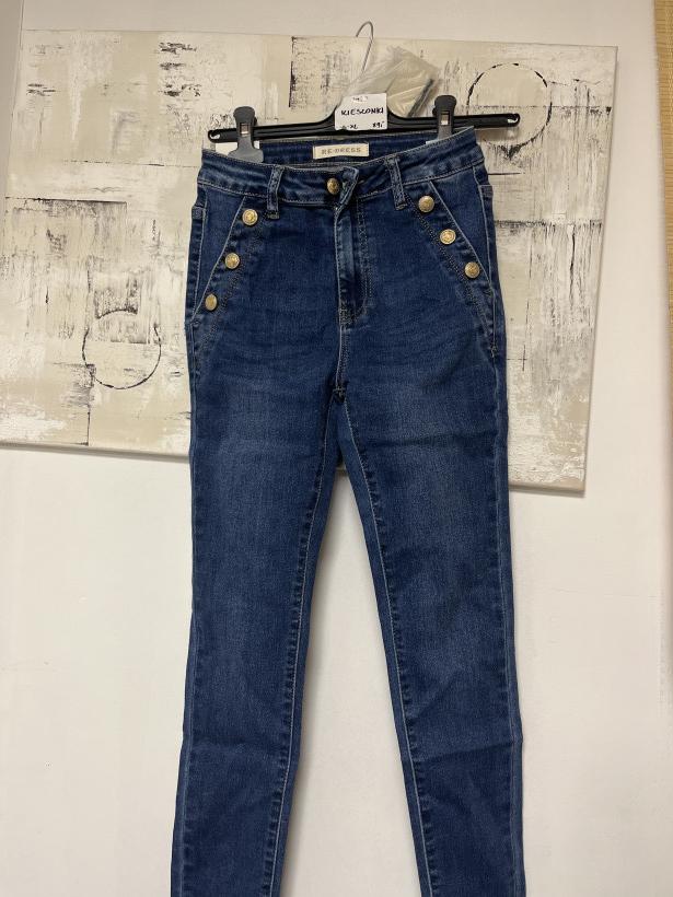 KIESZONKI RE-DRESS RE3936D spodnie z guzikami przy kieszeniach 