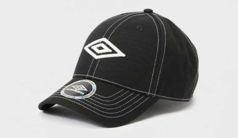 Czapka z daszkiem Umbro One Size