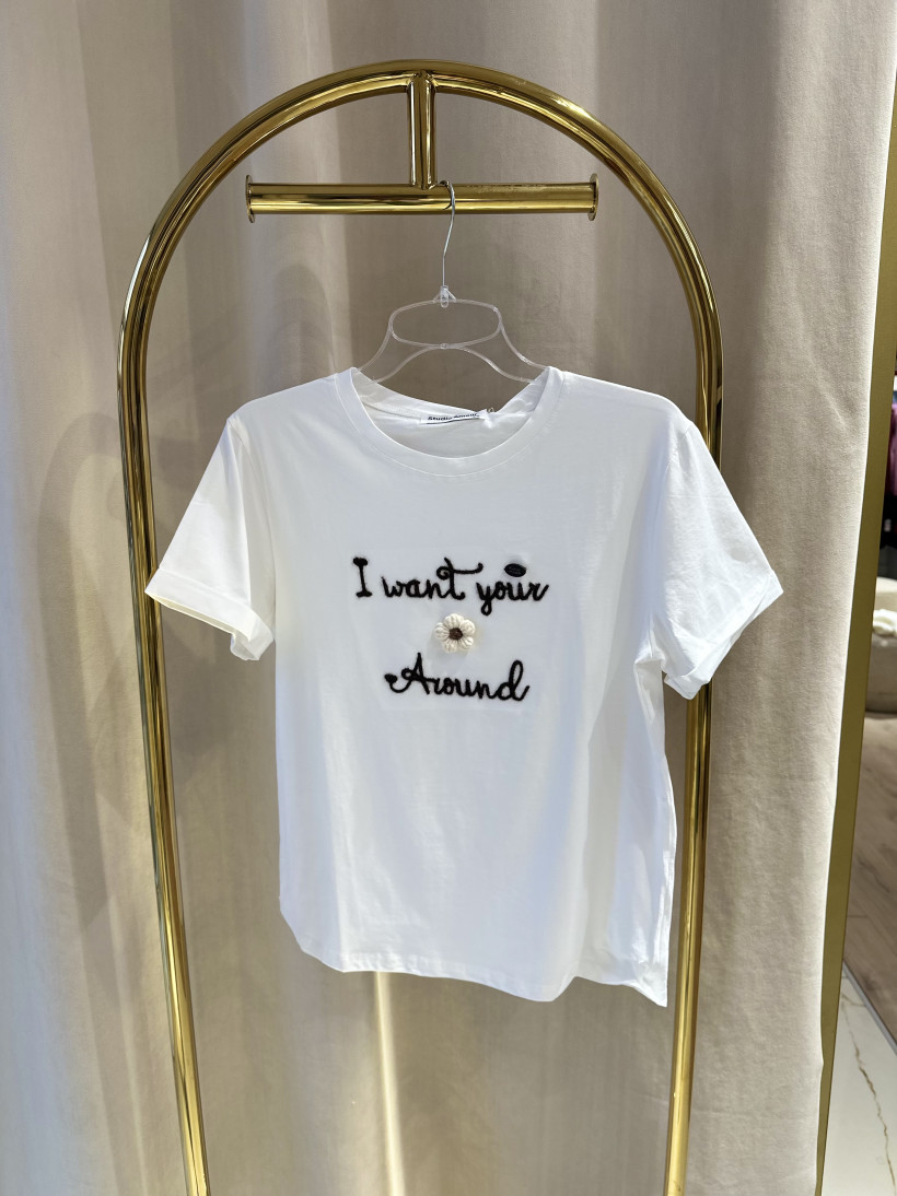 AMOUR TSHIRT NAPIS KWIATEK BIAŁY