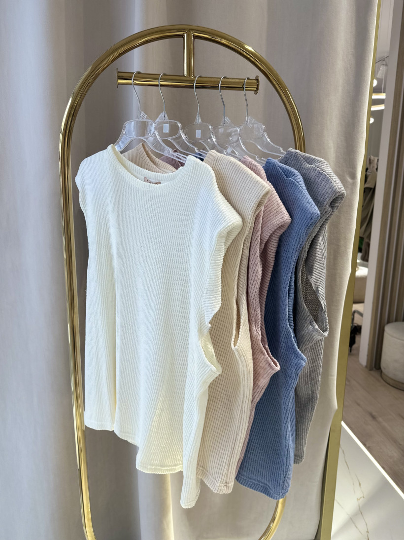 AZARA KAMIZELKA SWETERKOWA KOLORY