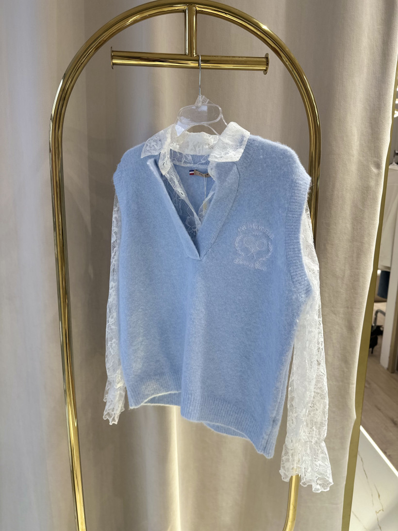 AZARA SWETEREK BABY BLUE KORONKA