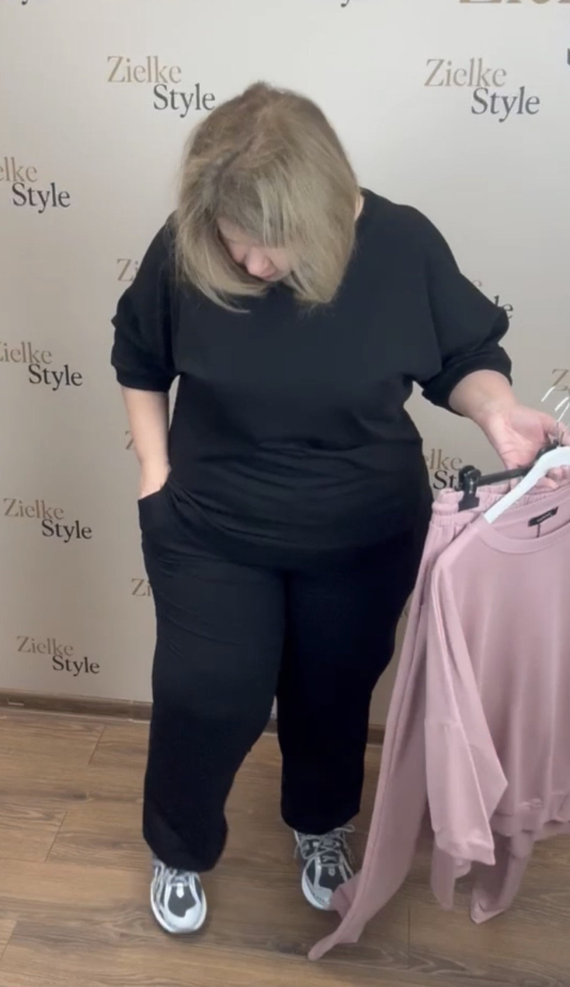 Komplet bluzka + spodnie na gumie jednokolorowe, ww - 946 - czarny