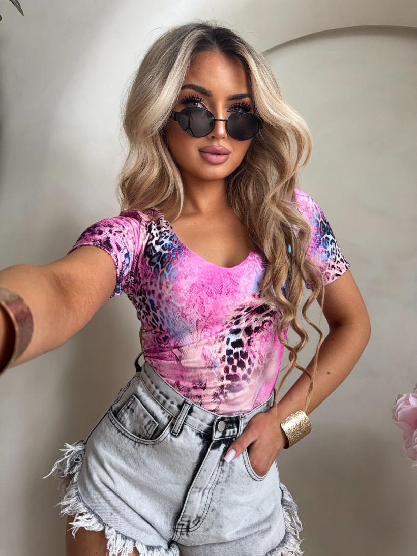 Bluzka By Me UNIQUE print pantera – różowa