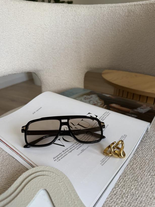 E! OKULARY