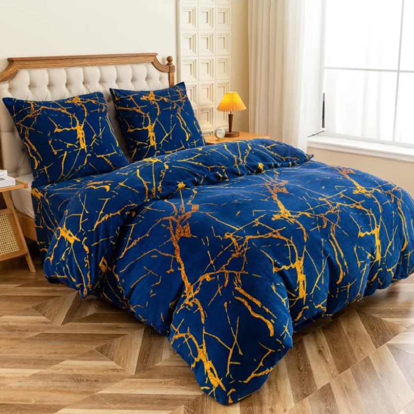 Pościel polarowa 4 częściowa 200x220 niebieska w  złoty wzór SHY-3196