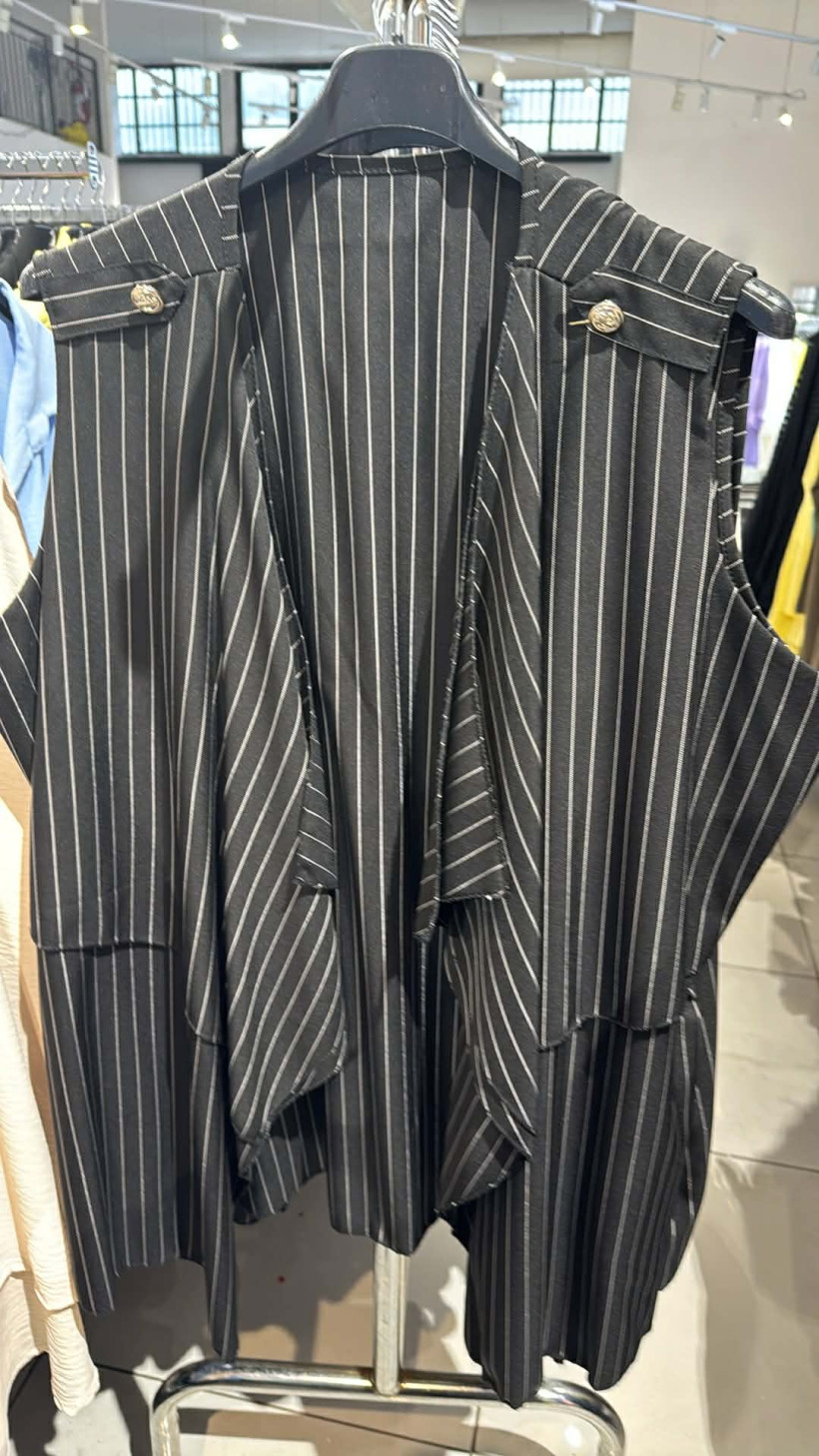 Italia nr 9 - Komplet w paski, spodnie + kamizelka - 24205/24119 - czarny