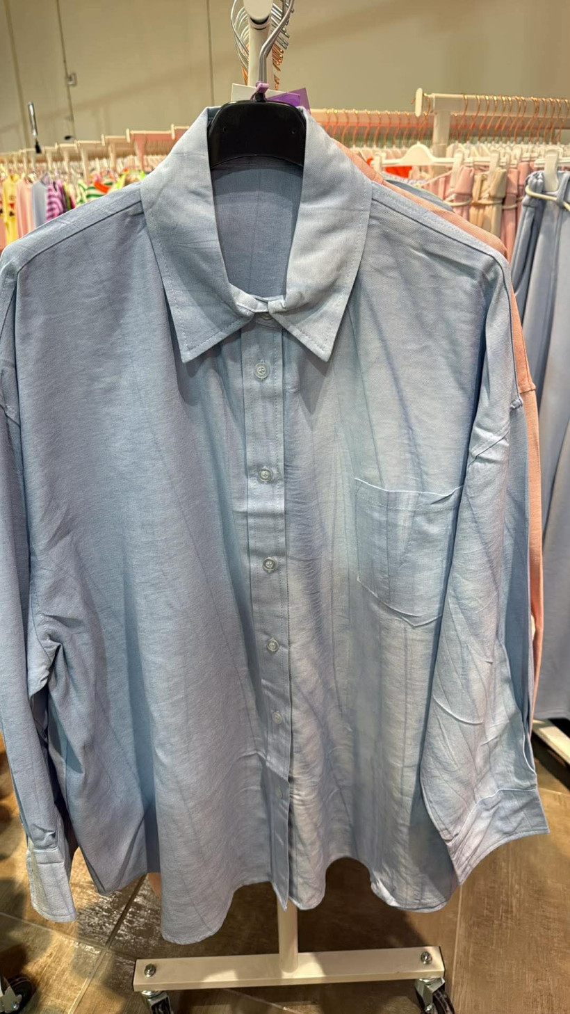 Italia nr.9 - Koszula jednokolorowa cieniowana w paski - niebieska