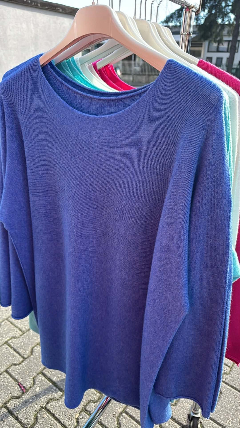 Italia nr.9 - Sweter jednokolorowy - długi rękaw - 14746 - chaber