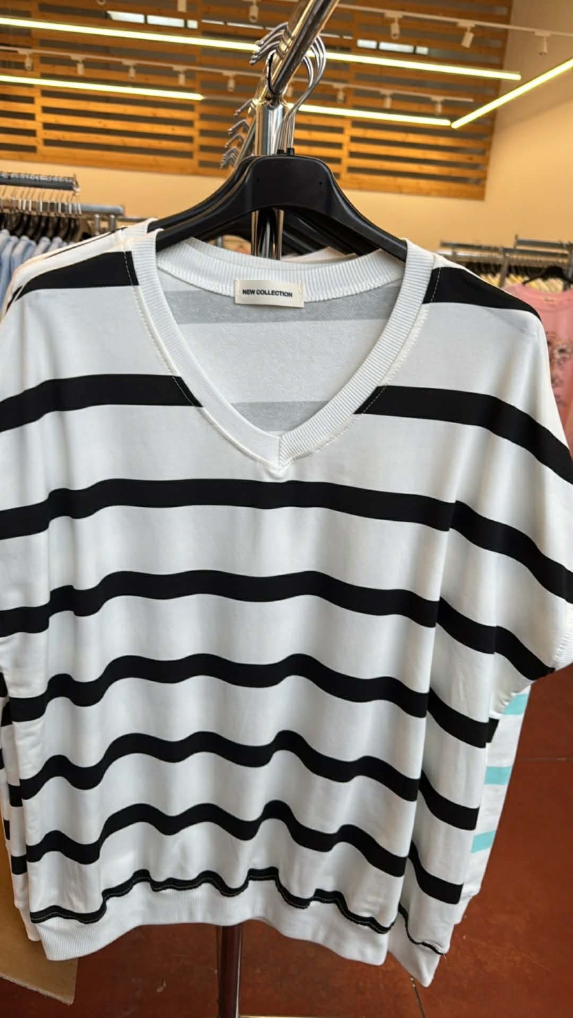 Italia nr.9 - Bluzka - wzór paski - 26211 - czarny