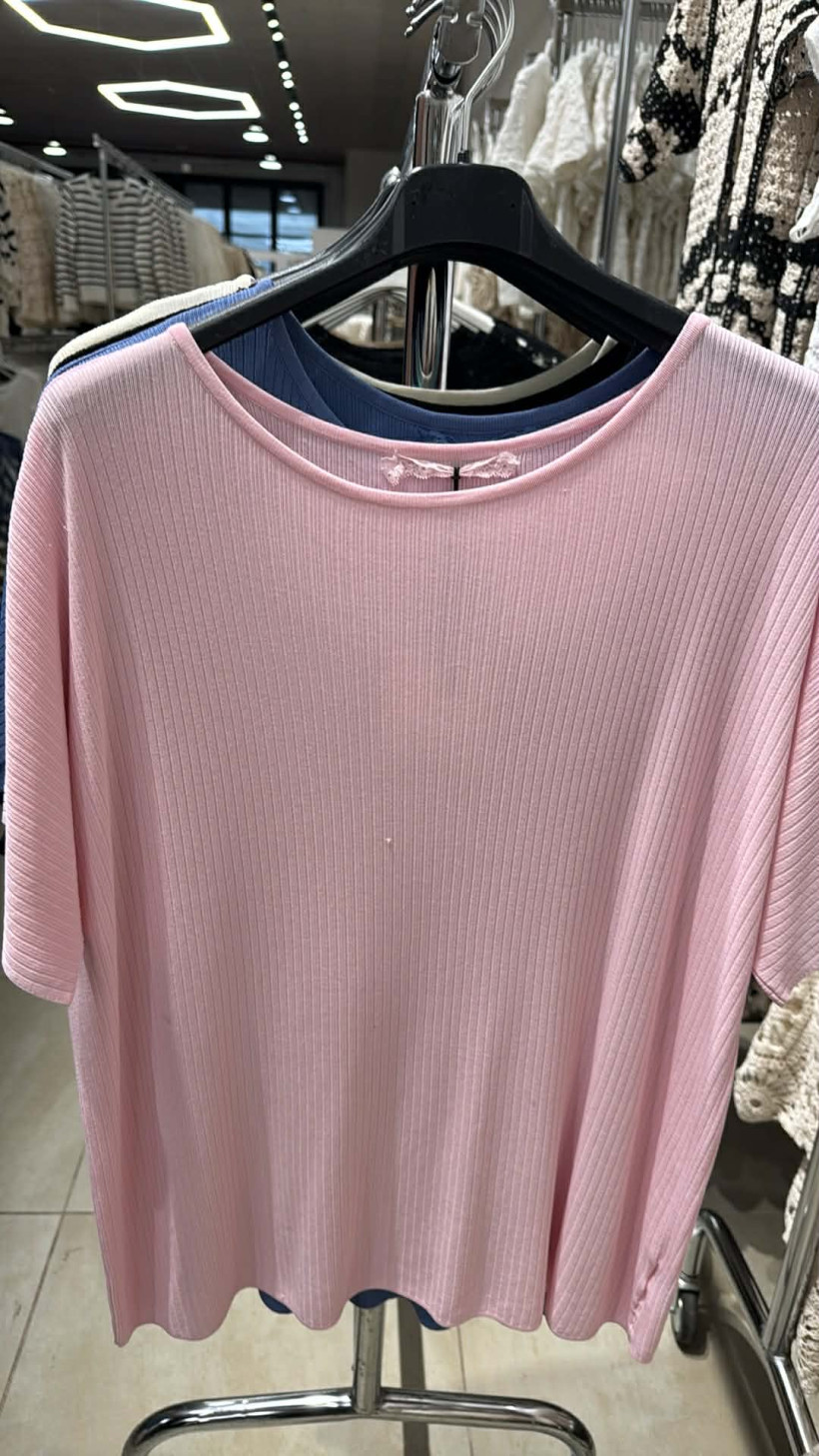 Italia nr 9 - Bluzka jednokolorowa, szerszy prążek - 88077 - pudrowy róż