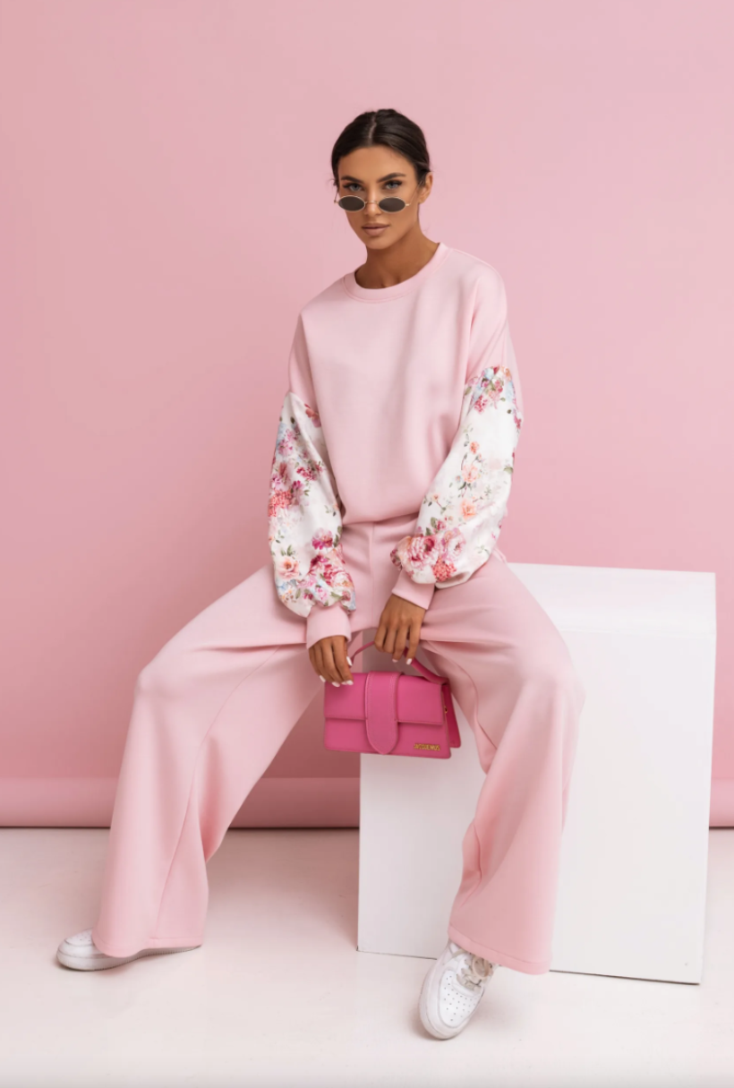 WYPRZEDAŻ Komplet masełko Moon 557 bluza rękawy kwiaty i spodnie szeroka nogawka