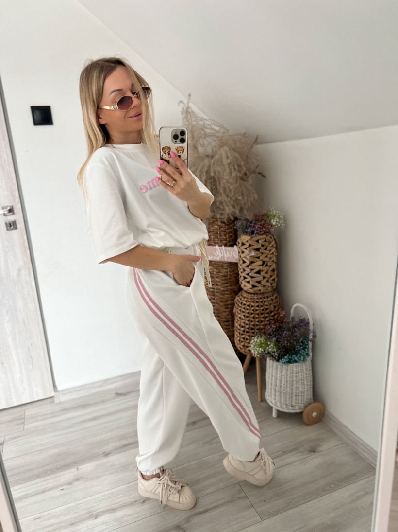 Spodnie masełko paski